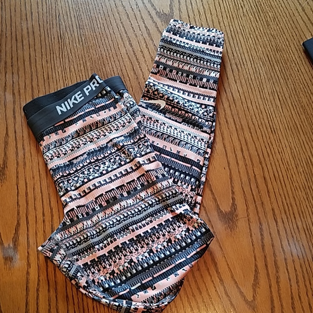 Nike leggings
